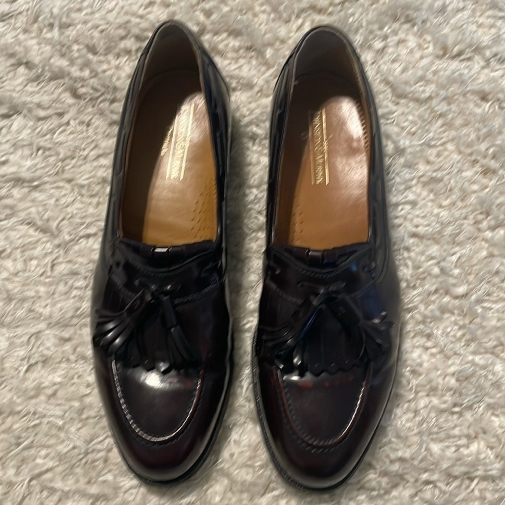 Johnston & Murphy Men Slip On Loafers Size 10 Pinch Tassles Dark Cherry Leather